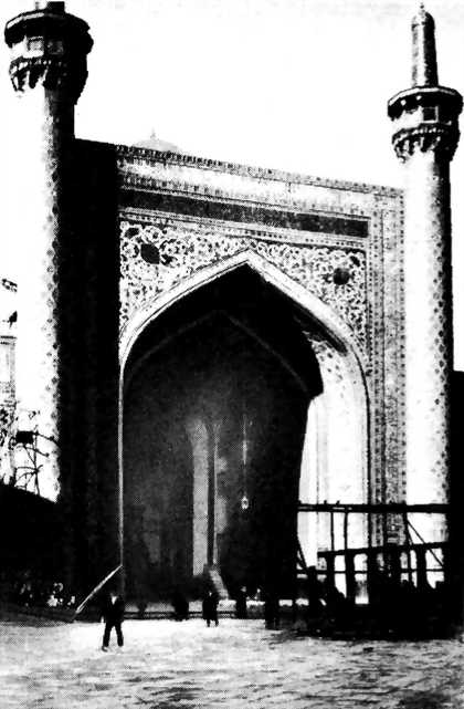 Mosque of Gawhar-<u>Sh</u>ád In Ma<u>sh</u>had