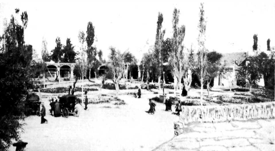 Square in Zanján where Ḥujjat’s Body was Left Exposed